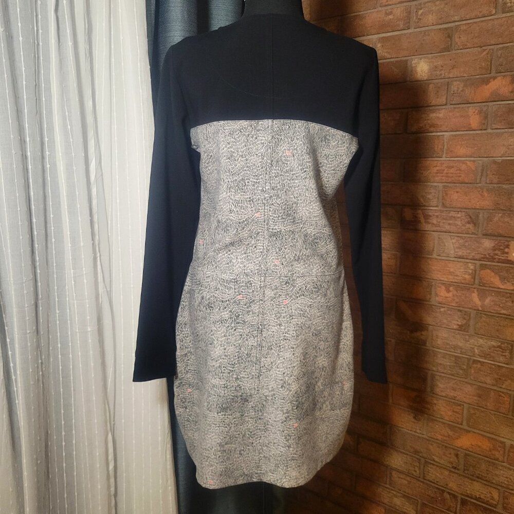 SKUNKFUNK Colorblock Black Upper/Gray w/Black Design Body Zip Front Dress - Sz 4 - Picture 2 of 15